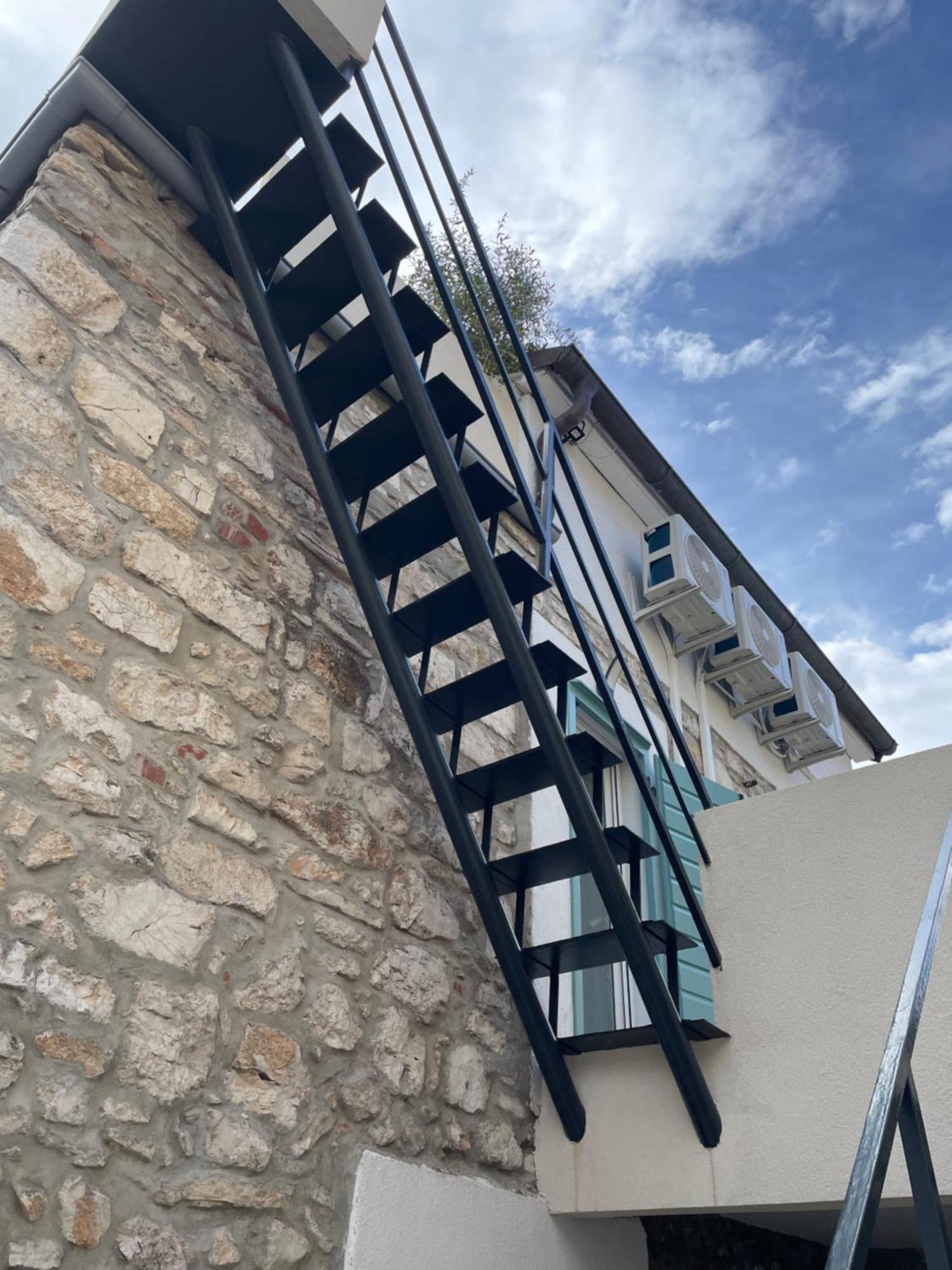 Murter-Sun Stone House Exterior foto